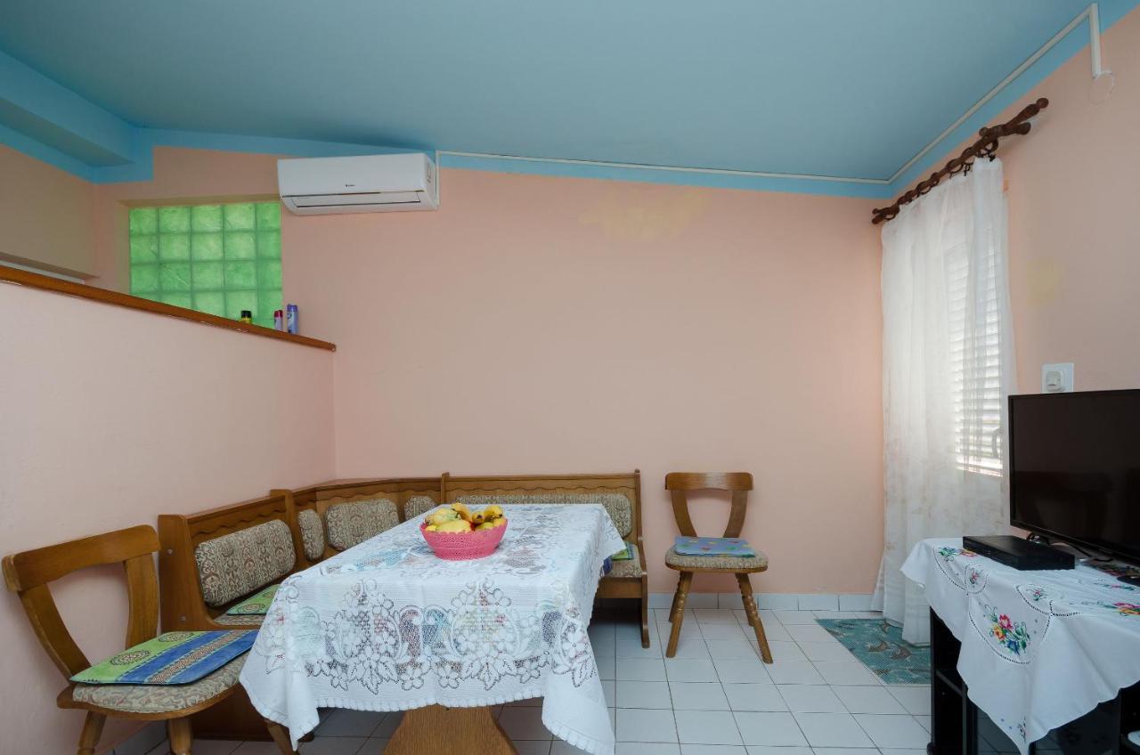 Apartment Marija Zdenko Lopar Exterior photo